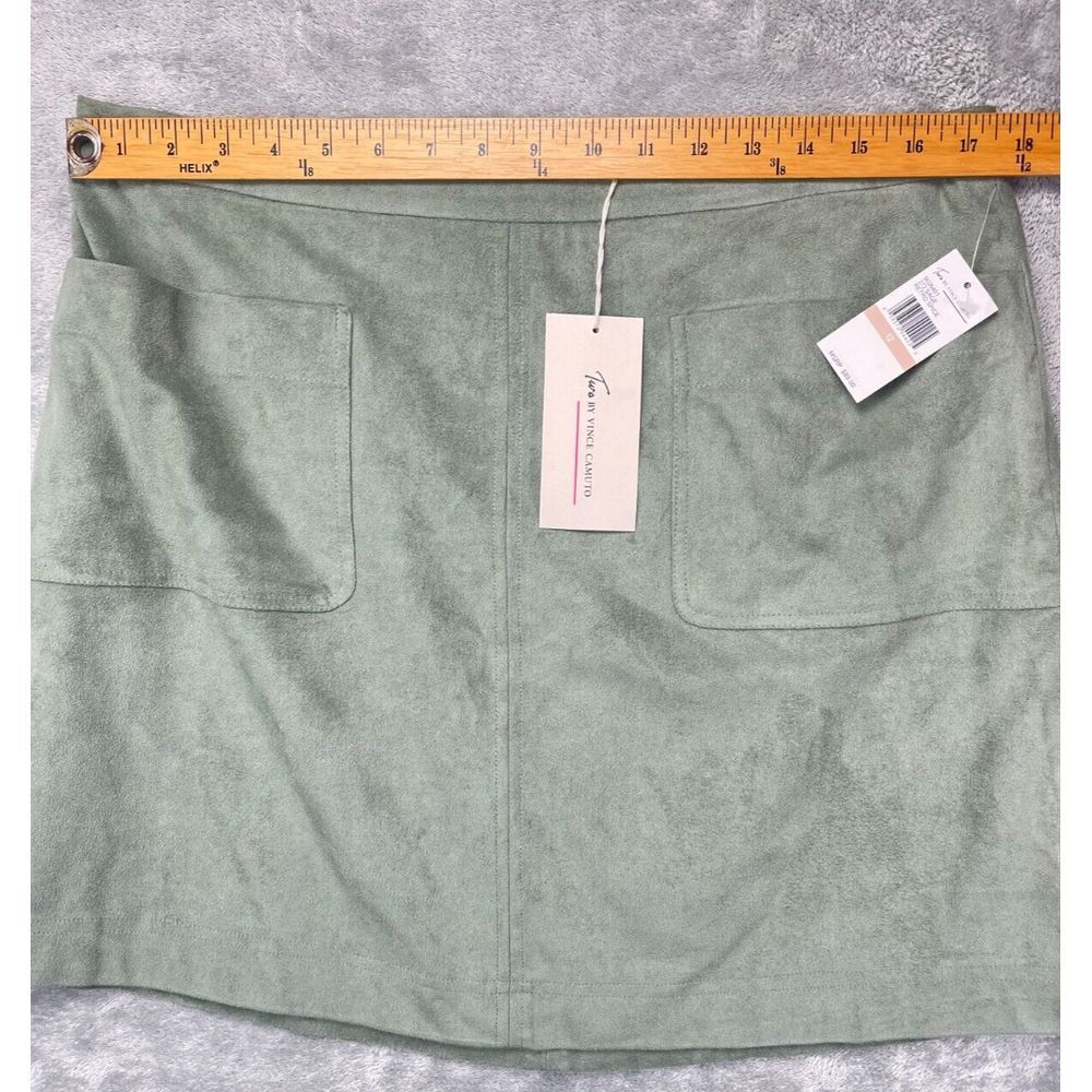 NWT Two By Vince Camuto Faux Suede Mini Skirt Sage 12 Retro Spice MSRP $89 - Picture 2 of 9
